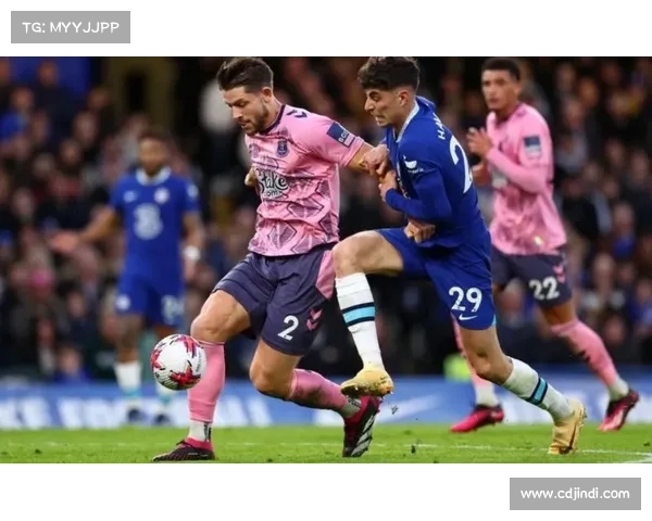 哈弗茨点球被判无效背后的真实原因与裁判判罚解析