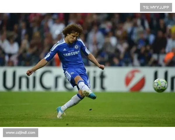 大卫路易斯现居地及其在足球生涯中的重要节点分析